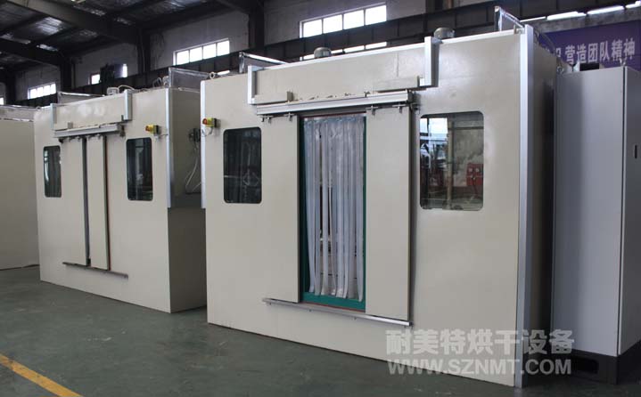 寶馬車門密封條加熱軟化烘箱